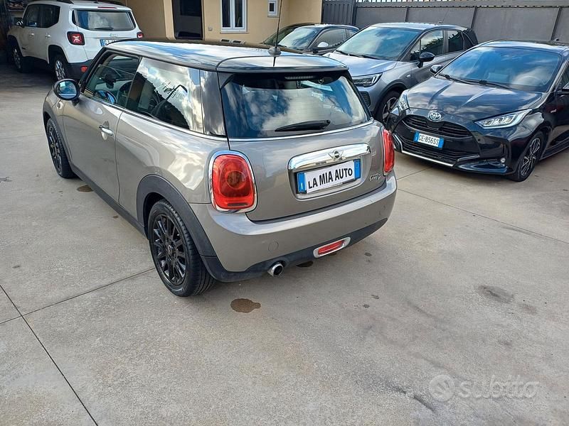 Begagnad Mini One D 95 HK (69 kW) 2018 Grå Halvkombi