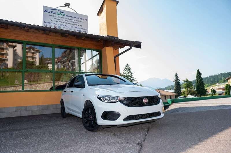 Bianco Usata 2020 Fiat Tipo Street Tre volumi | 11.250 € (Ottimo prezzo) - Immagine 1/4