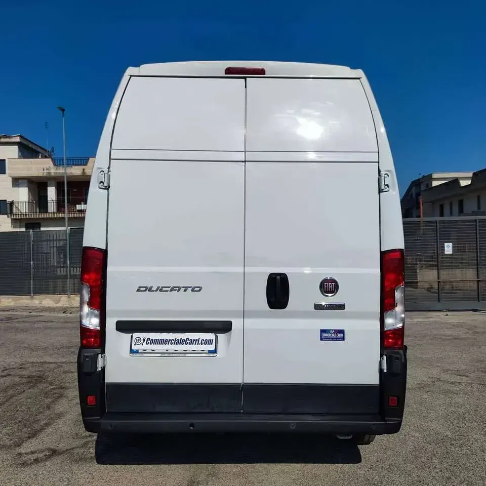 Usata Fiat Ducato 33 140 CV (102 kW) 2021 Bianco Furgone
