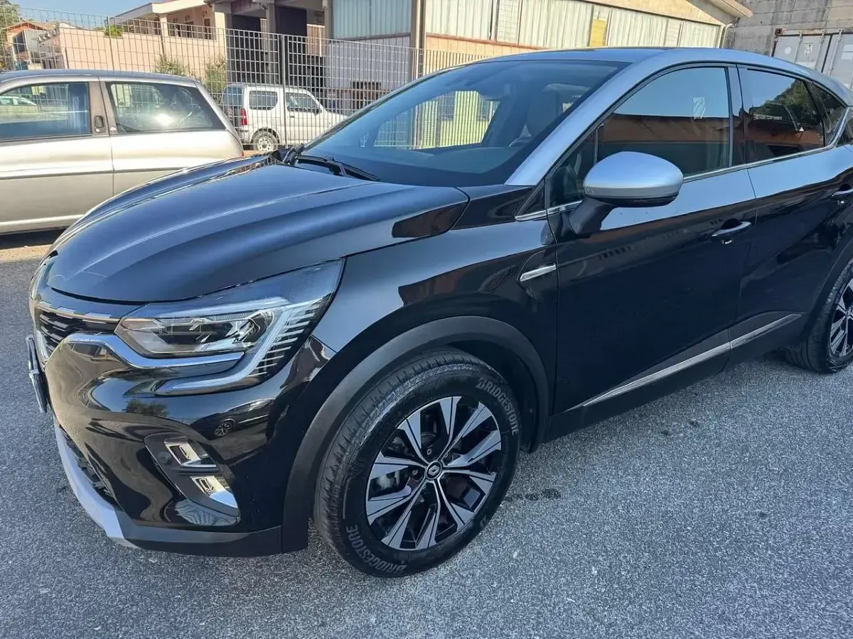 Usata Renault Captur Techno 94 CV (69 kW) 2023 Other SUV