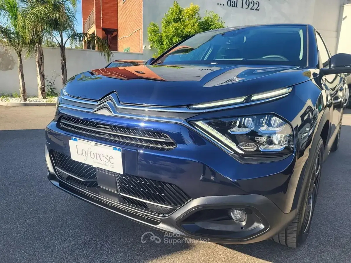 Usata Citroën C4 PureTech 131 CV (96 kW) 2024 Blu metallizzato Berlina