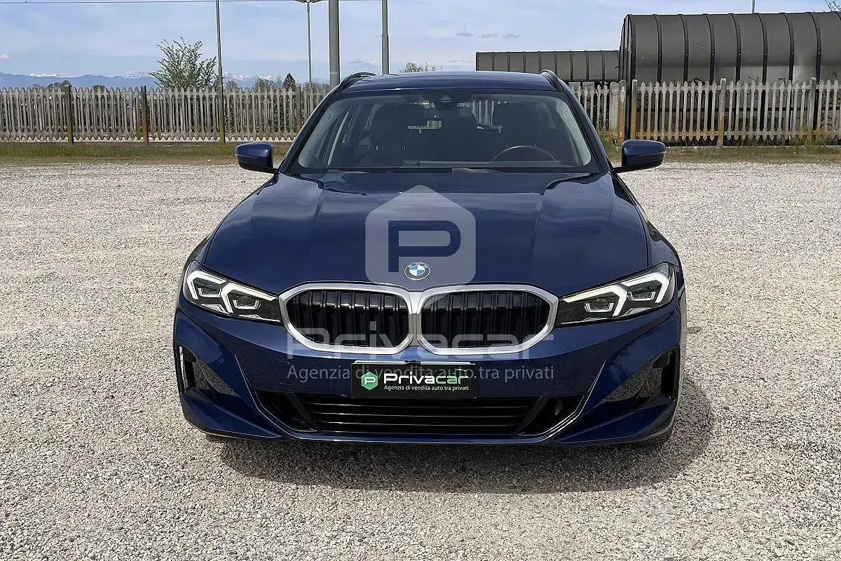 Usata BMW 320 190 CV (139 kW) 2023 Blu Station wagon