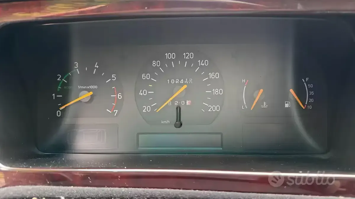 Usata Saab 9000 147 CV (108 kW) 1993 Verde Berlina