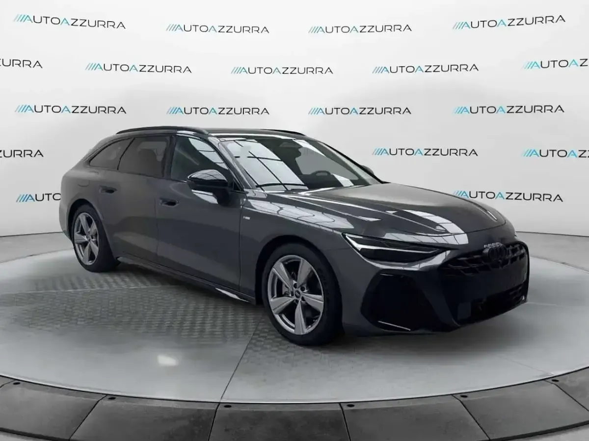 Nuova Audi A6 S-Line 204 CV (150 kW) 2025 Grigio Station wagon