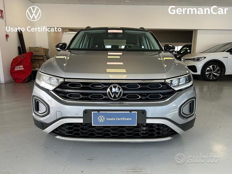 Usata VW T-Roc Life 115 CV (84 kW) 2025 Grigio SUV