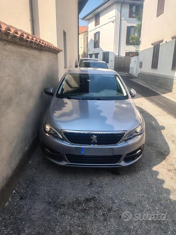 Usata Peugeot 308 Allure 131 CV (96 kW) 2018 Grigio Berlina