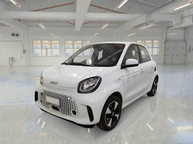Usata Smart ForFour Electric Drive Passion 41 kW (56 CV) 2021 Bianco Berlina