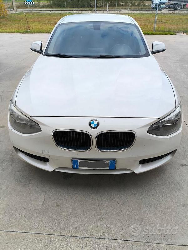 Bianco Usata 2012 BMW 116 Efficient Dynamics Due volumi | 4800 € (Ottimo prezzo) - Immagine 1/4