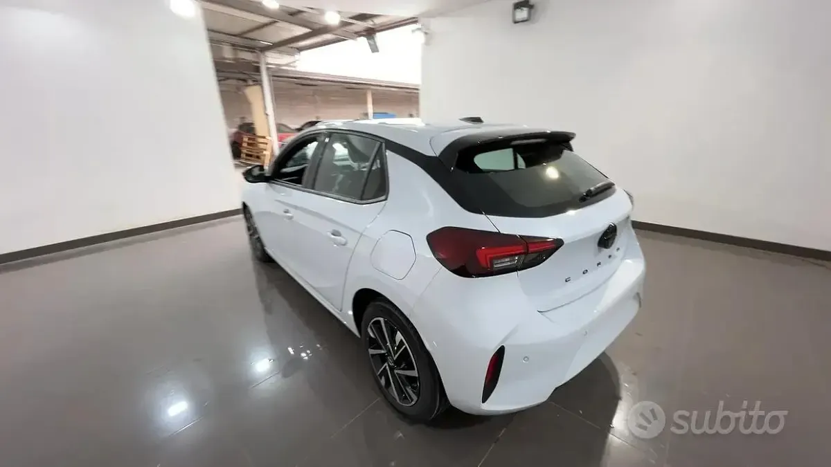 Nuova Opel Corsa 101 CV (74 kW) 2026 Bianco Utilitaria
