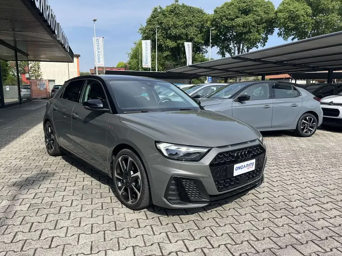 Usata Audi A1 Sportback S-Line 116 CV (85 kW) 2025 Grigio Utilitaria