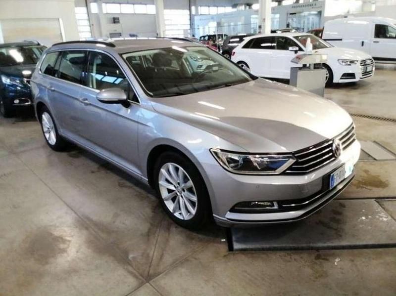 Usata VW Passat 240 CV (176 kW) 2018 Station wagon