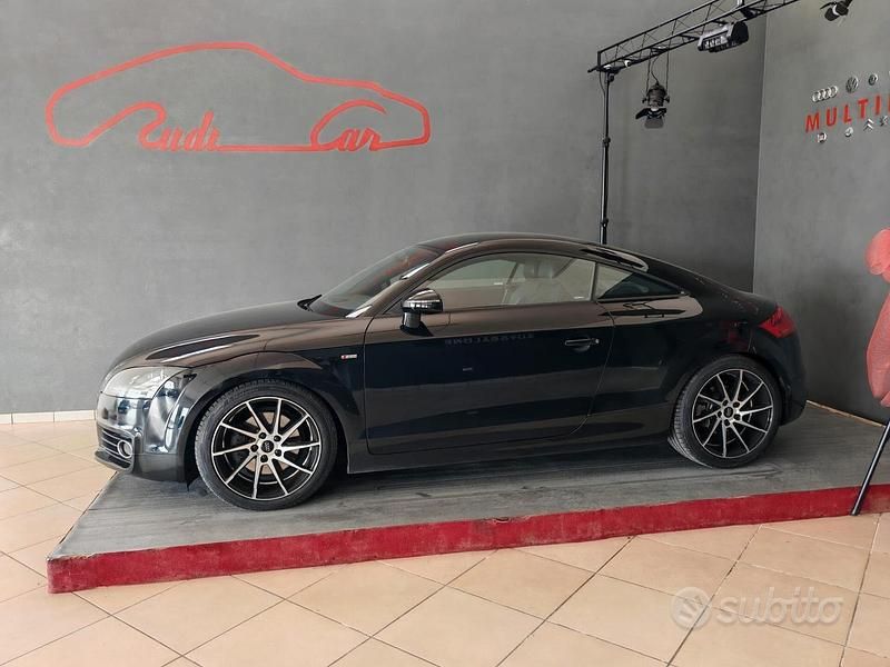 Usata Audi TT Ambiente 170 CV (125 kW) 2012 Nero Coupé