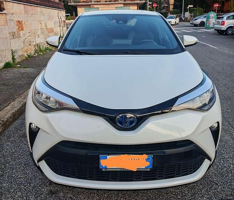 Usata Toyota C-HR Trend 98 CV (72 kW) 2022 Bianco SUV