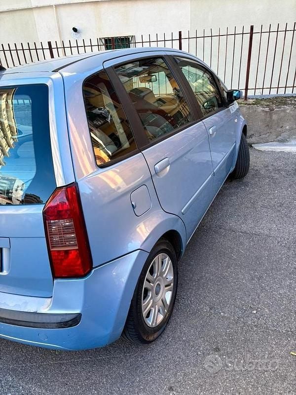 Usata Fiat Idea 95 CV (69 kW) 2003 Monovolume