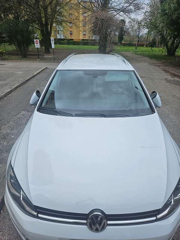 Usata VW Golf VII Highline 150 CV (110 kW) 2017 Bianco Station wagon