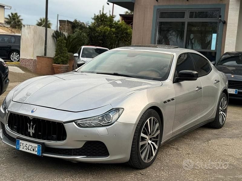 Usata Maserati Ghibli 250 CV (183 kW) 2015 Grigio Berlina