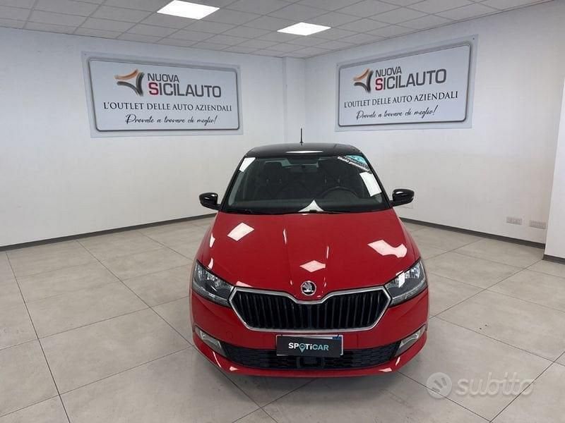 Rosso Usata 2021 Skoda Fabia Tre volumi | 10.900 € (Buon prezzo) - Immagine 1/4