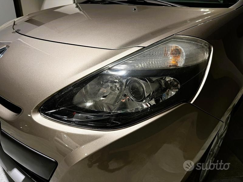Usata Renault Clio II Dynamique 86 CV (63 kW) 2010 Giallo Berlina