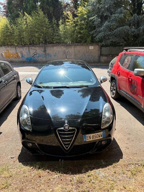 Usata Alfa Romeo Giulietta 180 CV (132 kW) 2012 Nero Utilitaria