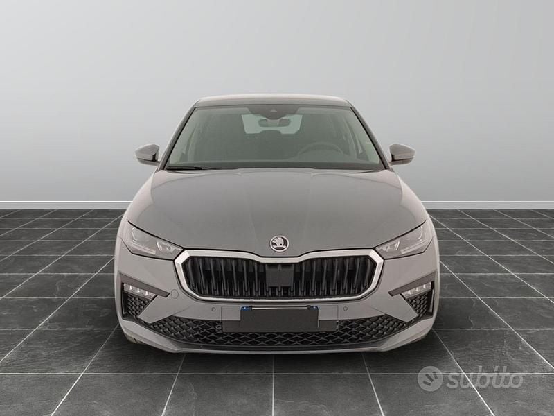 Usata Skoda Scala Selection 116 CV (85 kW) 2024 Grigio Utilitaria