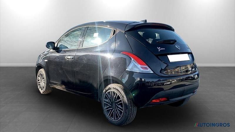 Usata Lancia Ypsilon Silver 69 CV (50 kW) 2023 Nero Utilitaria