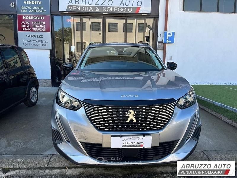 Usata Peugeot 2008 Allure 132 CV (97 kW) 2022 Grigio SUV