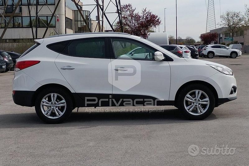 Usata Hyundai ix35 Comfort 135 CV (99 kW) 2011 Bianco SUV