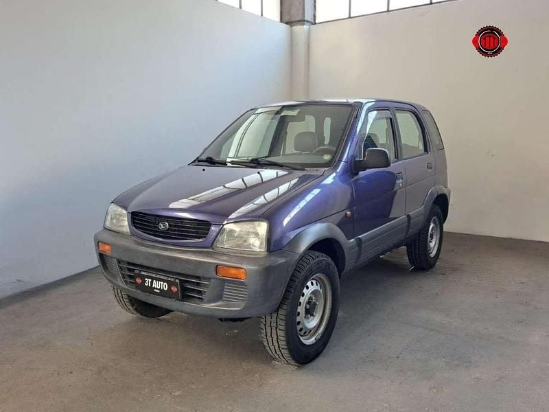Blu/azzurro Usata 2000 Daihatsu Terios SUV | 3900 € (Buon prezzo) - Immagine 1/4