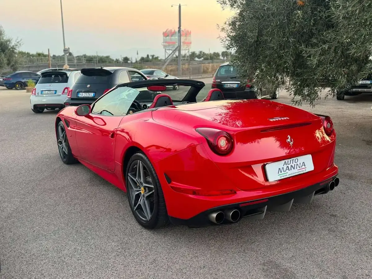 Usata Ferrari California 560 CV (411 kW) 2015 Other Cabrio