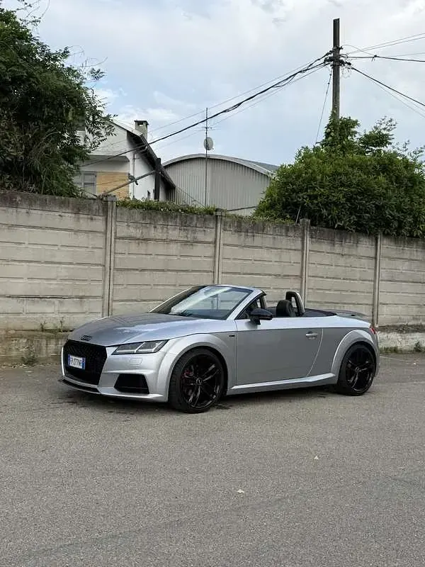 Usata Audi TT Roadster S-Line 179 CV (131 kW) 2018 Cabrio
