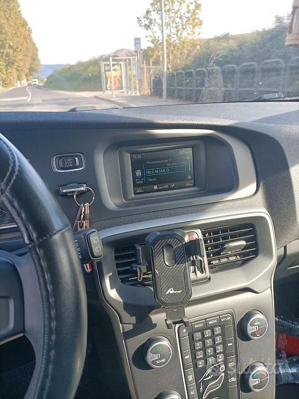 Usata Volvo V40 2013 Grigio Berlina