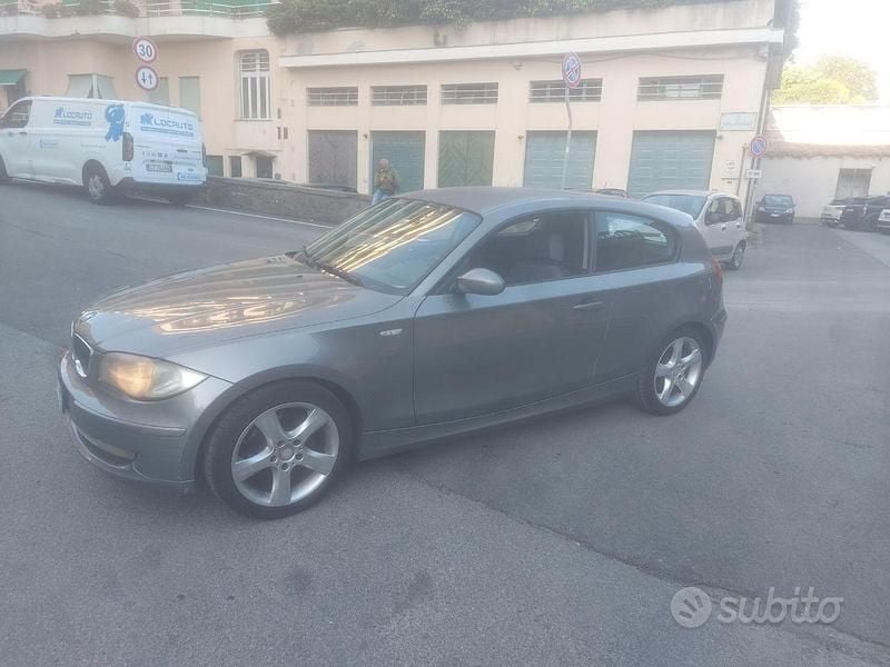 Usata BMW 116 116 CV (85 kW) 2009 Grigio Utilitaria