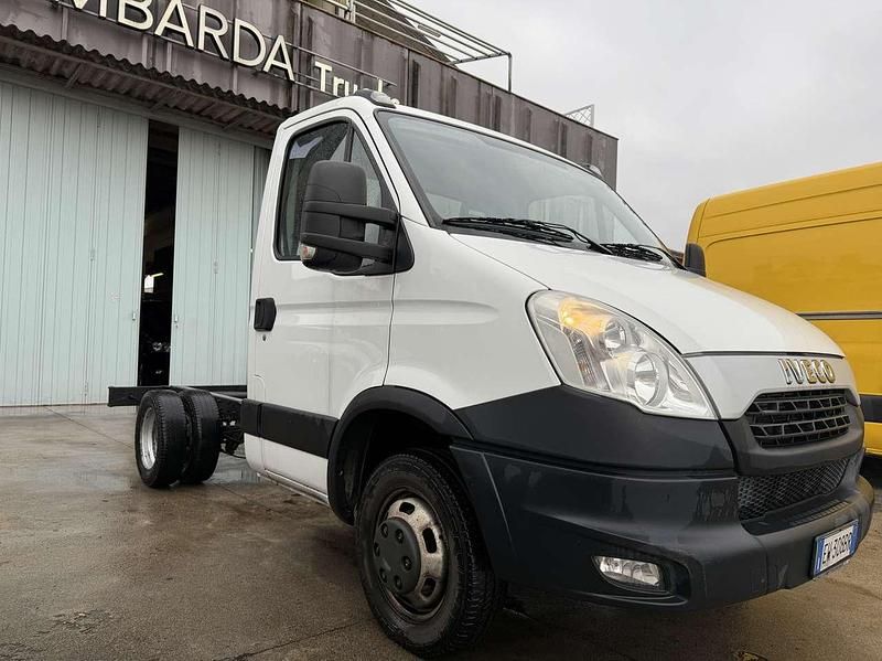 Usata Iveco Daily 170 CV (125 kW) 2014 Bianco Furgone