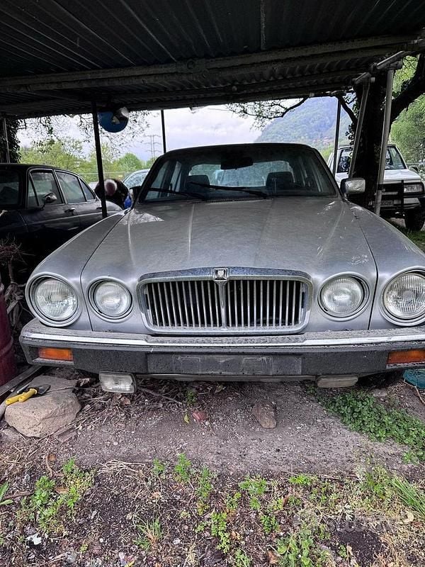 Usata Jaguar XJ6 200 CV (147 kW) 1988 Berlina