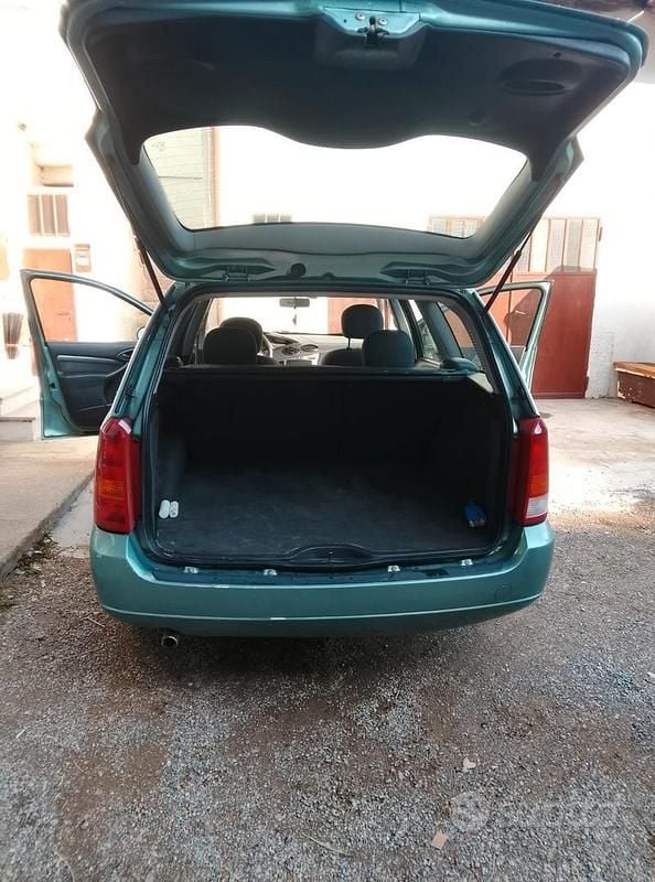 Usata Ford Focus 100 CV (73 kW) 2003 Station wagon