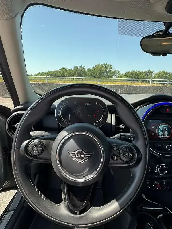 Usata Mini ONE 75 CV (55 kW) 2020 Grigio Utilitaria