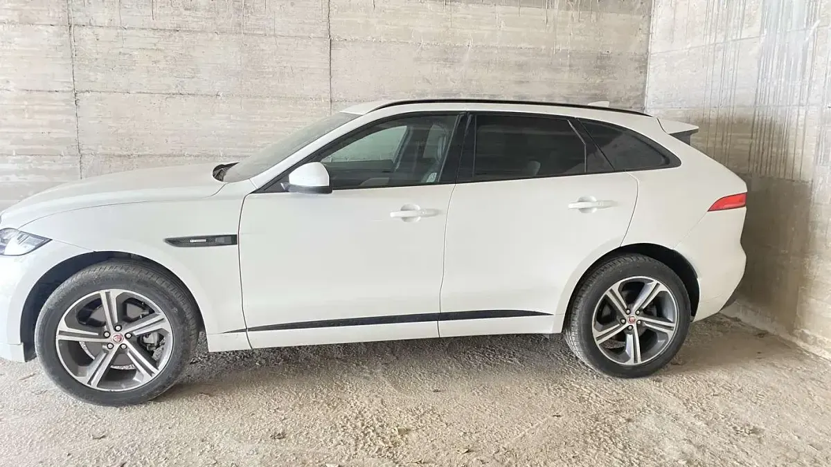 Usata Jaguar F-Pace R-Sport 300 CV (220 kW) 2016 Bianco SUV