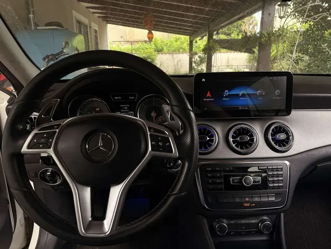 Usata Mercedes GLA180 121 CV (88 kW) 2015 SUV