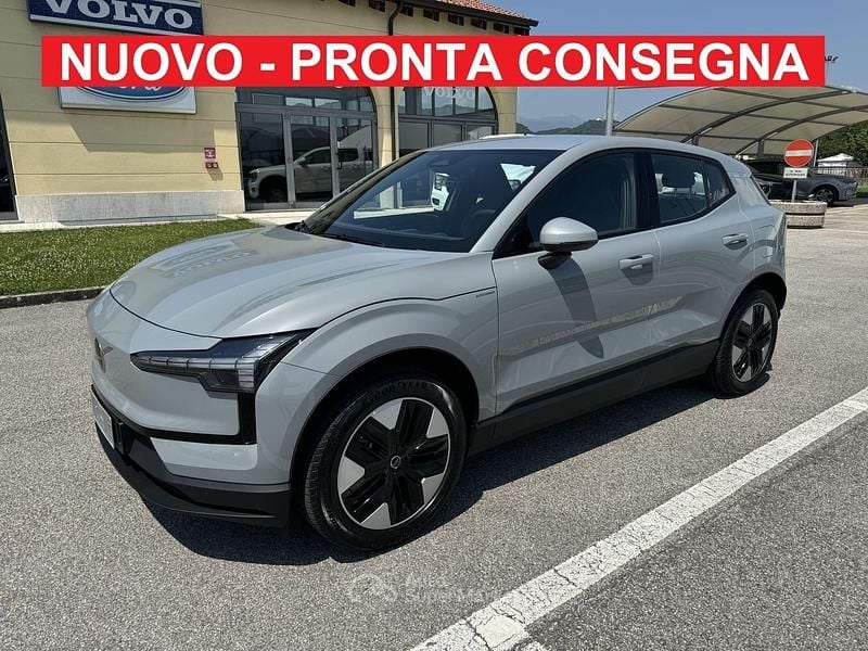 Nuova Volvo EX30 Core 200 kW (272 CV) 2026 Vapour grey SUV