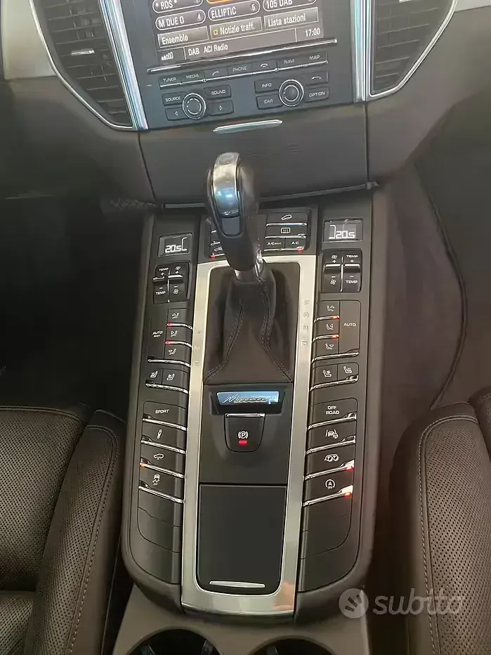Usata Porsche Macan Turbo 400 CV (294 kW) 2015 Bluazzurro SUV