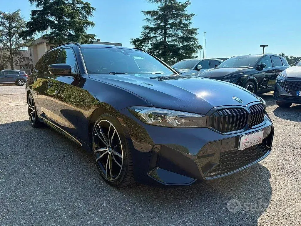 Usata BMW 318 M Sport 150 CV (110 kW) 2022 Bluazzurro Station wagon
