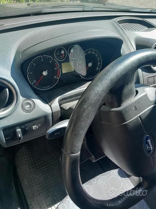 Usata Ford Fiesta 68 CV (50 kW) 2008 Utilitaria