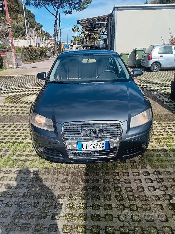 Usata Audi A3 140 CV (102 kW) 2004 Grigio Utilitaria
