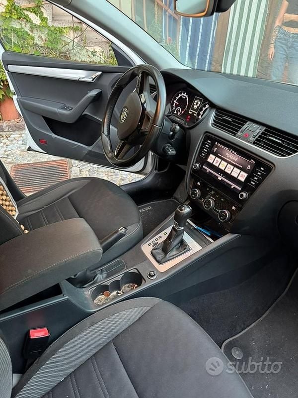 Usata Skoda Octavia 115 CV (84 kW) 2017 Bianco Station wagon
