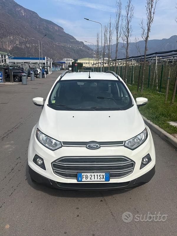 Usata Ford Ecosport 125 CV (91 kW) 2015 Bianco SUV