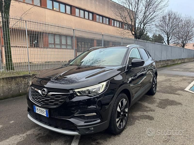 Grigio scuro metallizzato Usata 2018 Opel Grandland X Ultimate SUV | 14.500 € (Buon prezzo) - Immagine 1/4