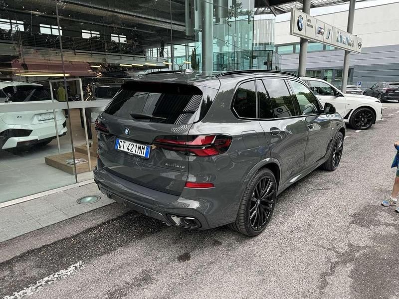 Usata BMW X5 M Sport 352 CV (258 kW) 2024 Grigio SUV