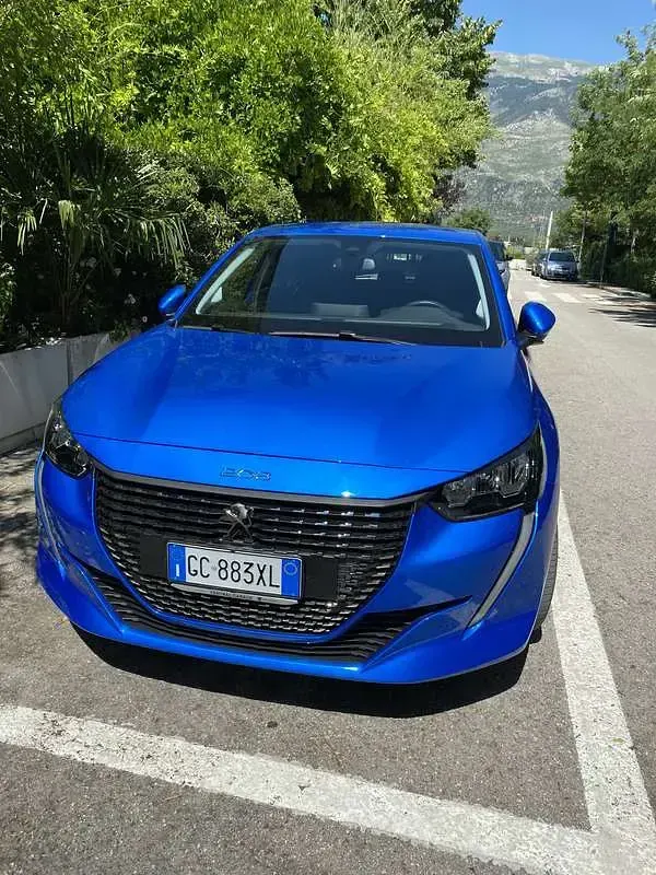 Usata Peugeot 208 Allure 101 CV (74 kW) 2021 Utilitaria