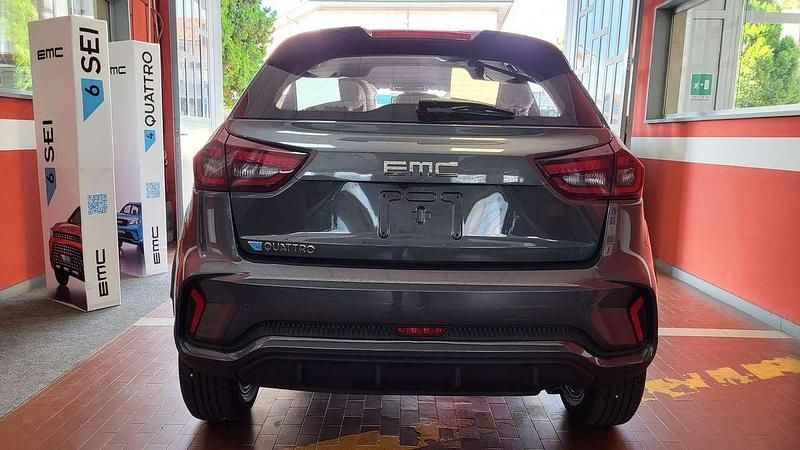 Nuova EMC QUATTRO 103 CV (75 kW) 2025 Grigio SUV