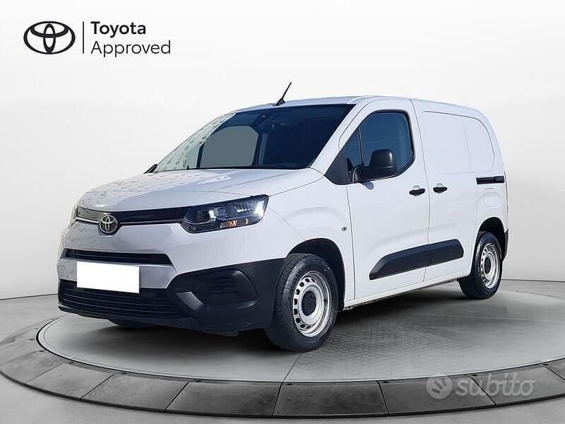 Usata Toyota Proace Verso City 2022 Bianco Station wagon